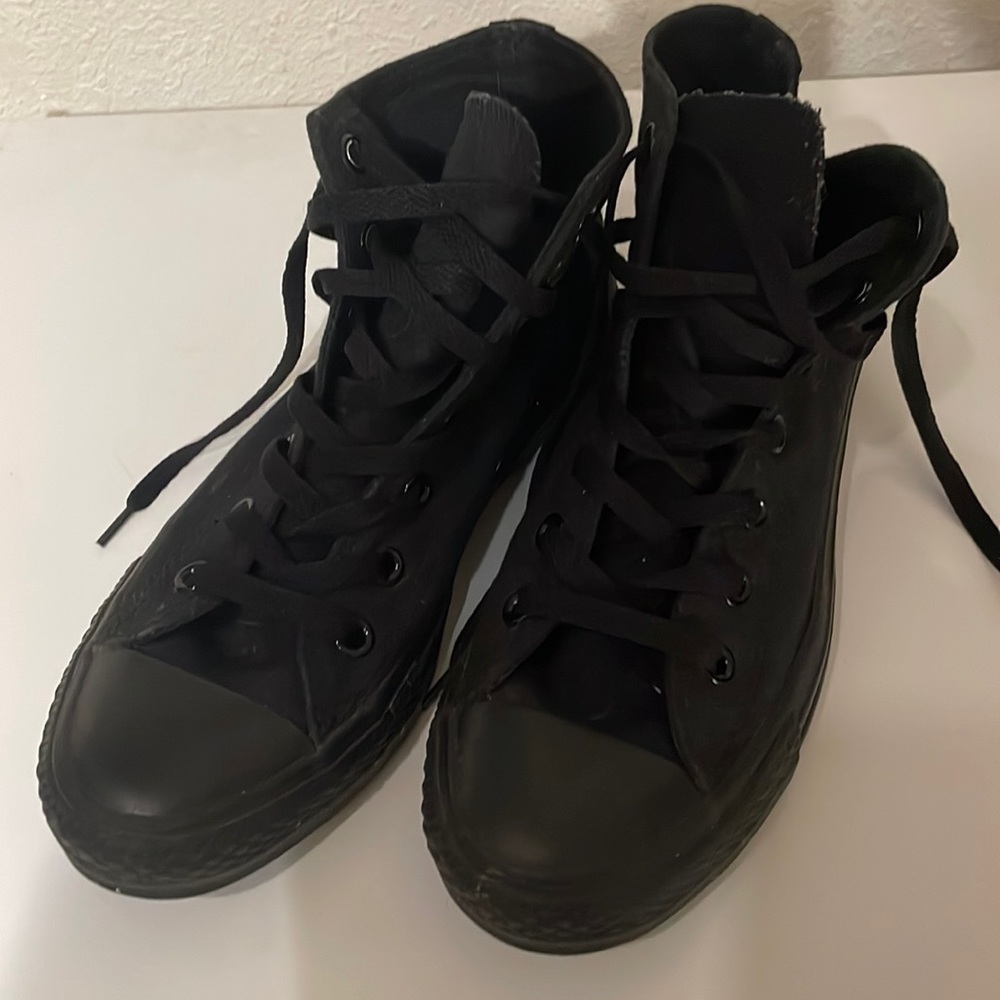Black High tops Converse